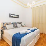 Rainbow 56 Guest house Lisbon